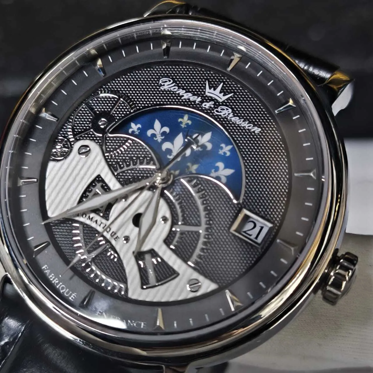 YOUNGER &amp; BRESSON YBH854401